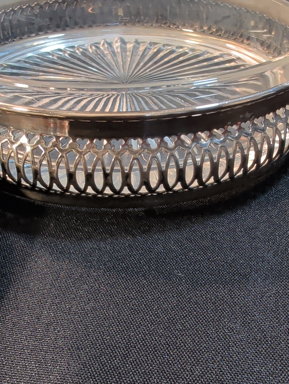 Vintage 1940's Crescent Silver Plated Relish Bowl With Glass Insert - Picture 10 of 12